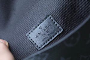 My favorite Kusama collab piece-Steamer Wearable Wallet : r