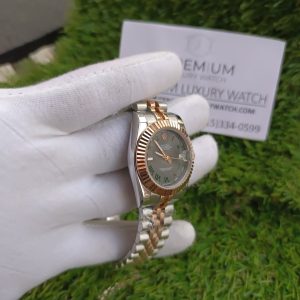 7 rolex lady datejust 31mm two tone rose gold roman dial wimbledon jubilee wrist watch