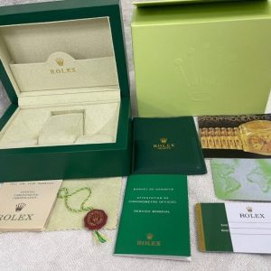 5 rolex daydate 41mm black roman dial fluted bezel president bracelet yellow gold watch 228238