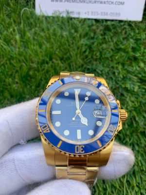 4 rolex submariner date yellow gold blue 40mm dial ceramic bezel oyster bracelet 116618lb