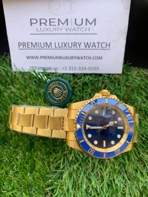 10 rolex submariner date yellow gold blue 40mm dial ceramic bezel oyster bracelet 116618lb