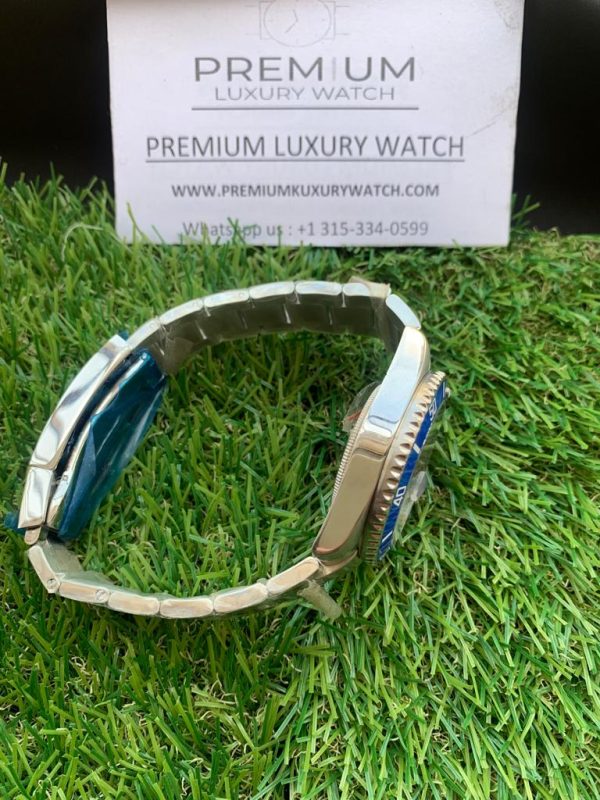 11 rolex submariner date white gold 40mm blue dial ceramic bezel oyster bracelet 116619lb