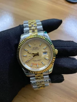 1 rolex dateSchwarz 126333 champagne fluted motif index dial two tone jubilee bracelet watch