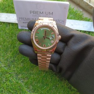 1 rolex day date 40mm president rose gold fluted bezel green roman dial mens watch