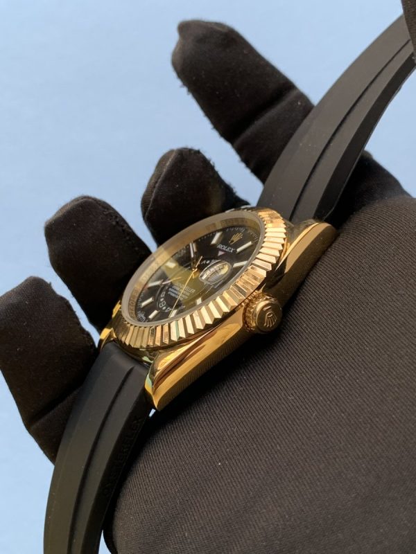 2 rolex skydweller 42mm yellow gold black dial rubber strap 326238 watch
