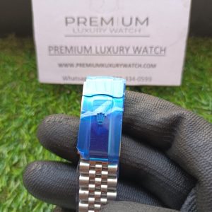 8 rolex datejust olive green palm motif diamond dial 41mm jubilee stainless steel wrist mens watch