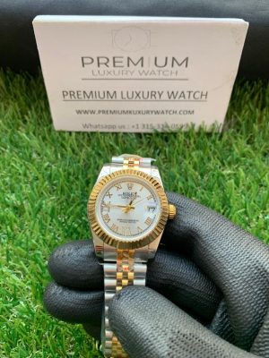 8 rolex lady datejust 31mm two tone goldwhite roman dial oyster perpetual jubilee bracelet watch