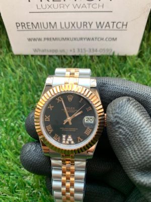 1 rolex lady datejust 31mm two tone goldblack roman dial oyster perpetual jubilee bracelet watch