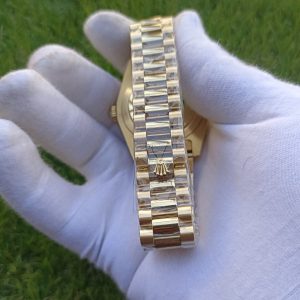 rolex daydate 40mm yellow gold custom malachite dial fluted bezel president bracelet