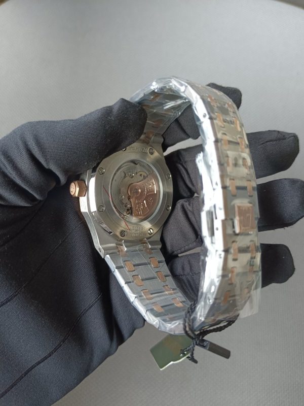 audemars peace royal oak 41mm two tone blue dial automatic watch 2 900x1200 1