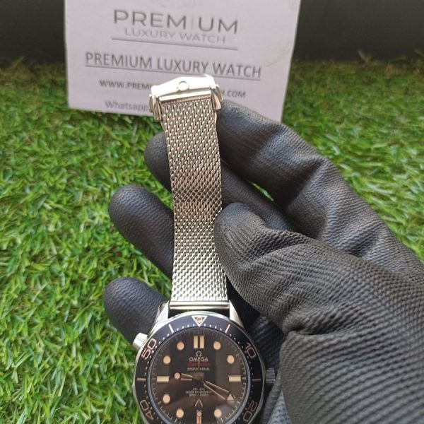 7 omega seamaster diver 300m bond 007 mesh band 42mm mans wrist watch