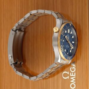 2 omega seamaster diver 300m automatic 42mm mens wrist watch 21020422003001