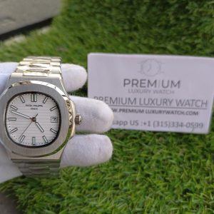 16 patek philippe nautilus white dial 40mm mens watch 5711