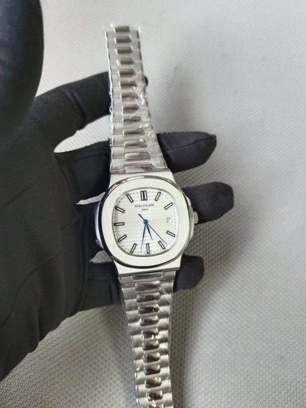 5 new patek philippe nautilus white dial blue 40mm mens wrist watch 5711