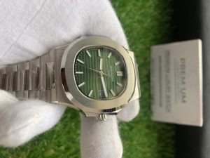 5 patek philippe nautilus 40mm mens 57111a014 olive green stainless steel watch