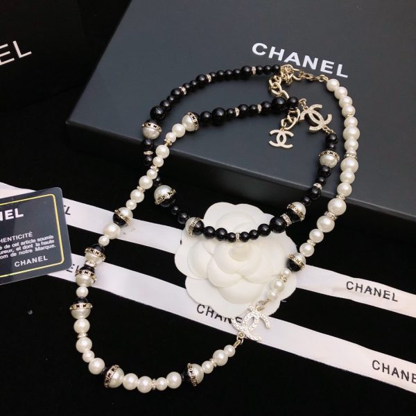 5 beige chanel necklace 2799 1