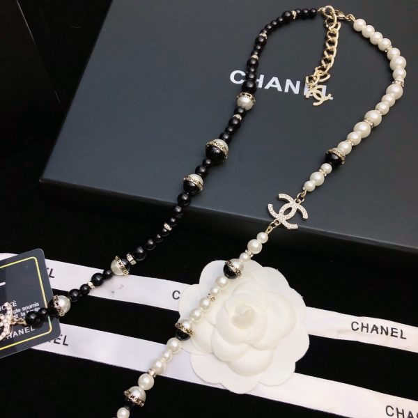 6 beige chanel necklace 2799 1