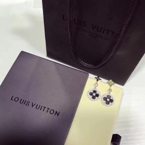 2 louis vuitton jewelry 2799 10