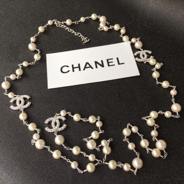 CHANEL LEATHER PEARL NECKLACE – LLBazar