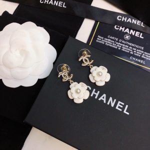 chanel ultra Pre-Owned clover clip-on earrings