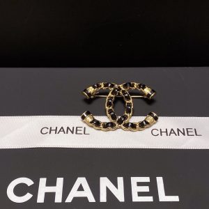 2 With chanel brooch 2799