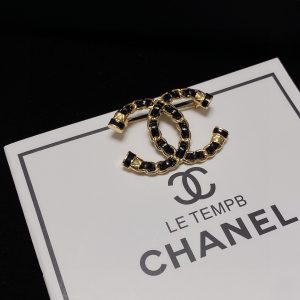 3 With chanel brooch 2799