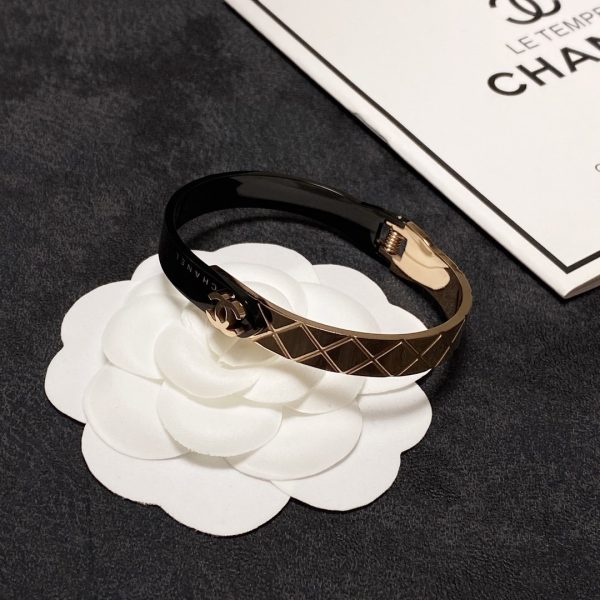 6 chanel bracelet 2799 3