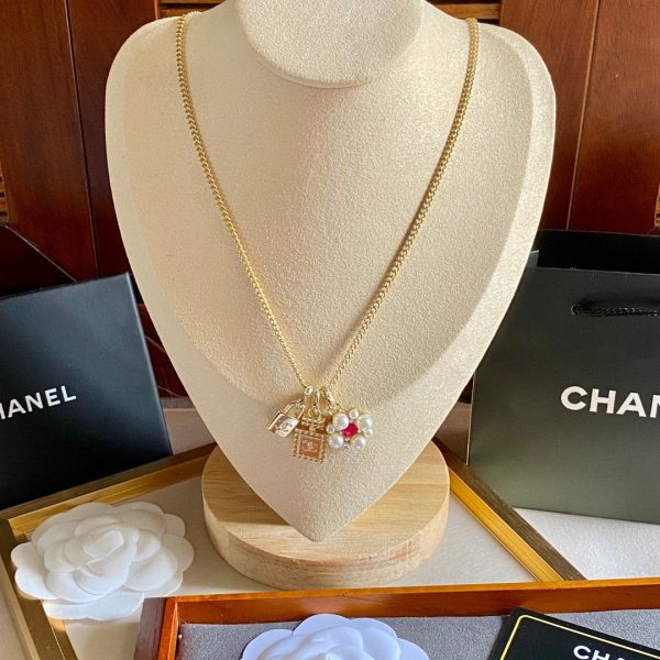 7 chanel high-waisted necklace 2799 6