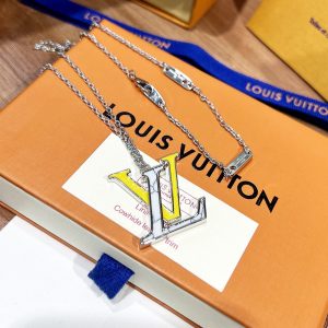3-Louis Vuitton Necklace   2799