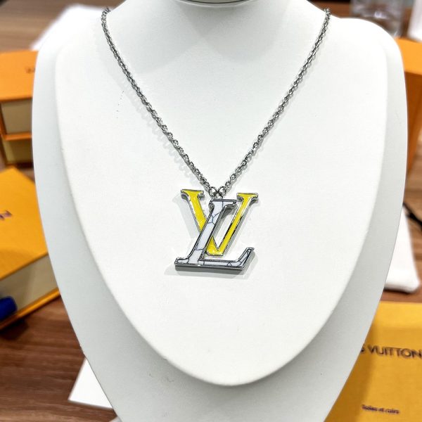 4 louis vuitton necklace 2799 7