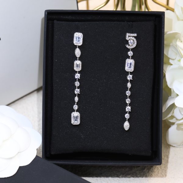 10 chanel earrings 2799 17