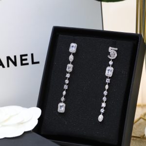 11 Montre chanel earrings 2799 17