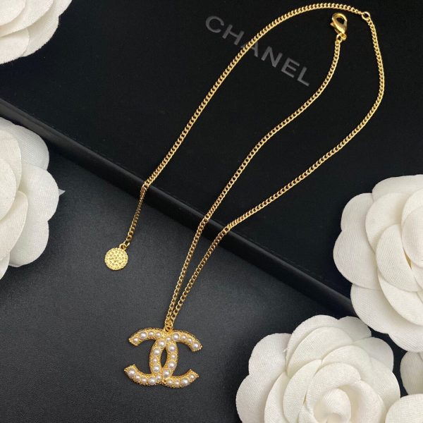 4 plaque chanel necklace 2799 12