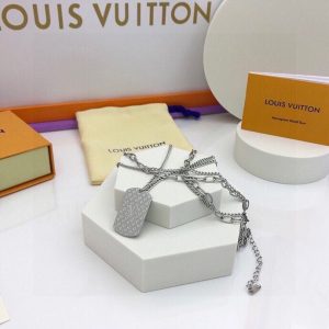 1-Big Tag Lv Necklace Silver Tone For Women   2799