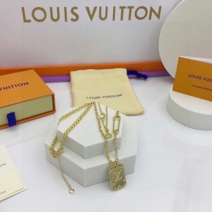 big tag lv necklace gold tone for women 2799