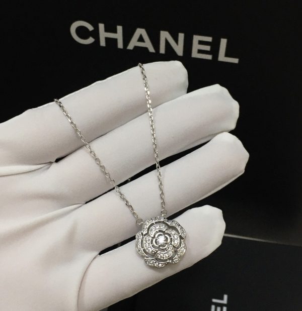 6 bouton de camlia necklace silver tone for women j12071 3599591939884 2799