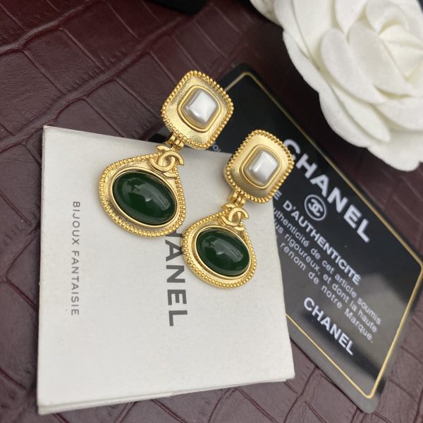 3 dark green stone thick border earrings gold tone for women 2799