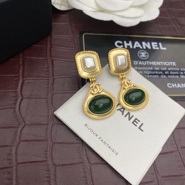 6 dark green stone thick border earrings gold tone for women 2799