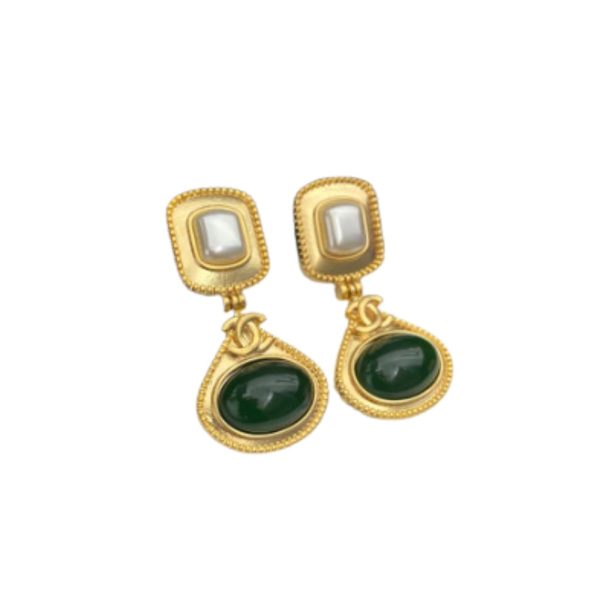 10 dark green stone thick border earrings gold tone for women 2799