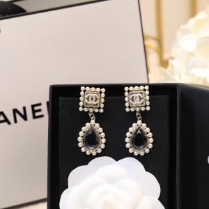 black twinkle stone earrings gold tone for women 2799