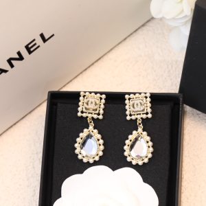 8 black twinkle stone earrings gold tone for women 2799