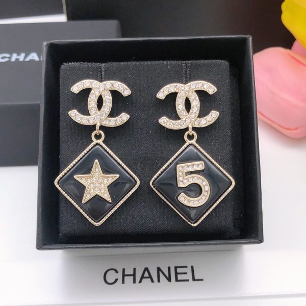 1 card earrings black for women 2799