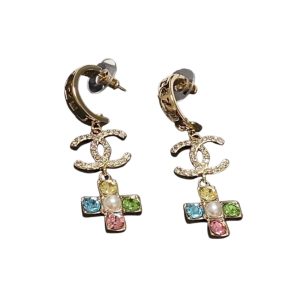 4 rivet earrings gold for women 2799