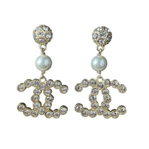 4 double c earrings gold for women 2799
