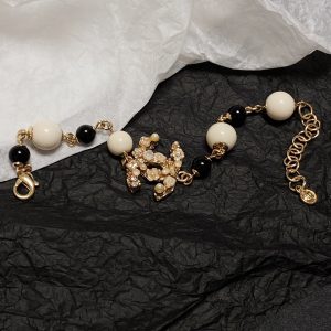 8 pearl bracelet gold for women 2799