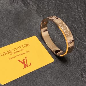 pattern bracelet gold for women 2799