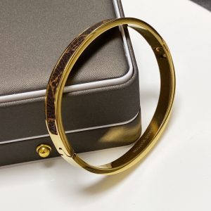 1 letter bracelet gold for women 2799