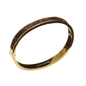 4 letter bracelet gold for women 2799
