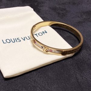 pattern bracelet gold for women 2799 1