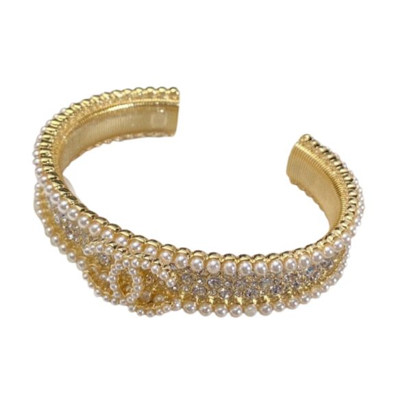 4 pearls bracelet gold for women 2799
